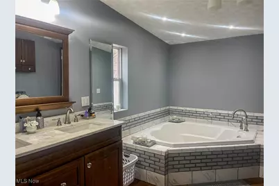 4362 Charleston Road, Gandeeville, WV 25243 - Photo 13