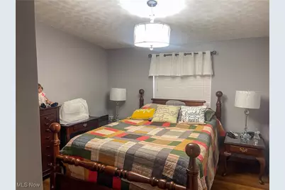 4362 Charleston Road, Gandeeville, WV 25243 - Photo 17