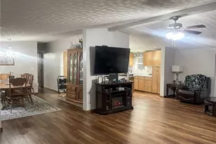 4362 Charleston Rd, Gandeeville, WV 25243 - Photo 5