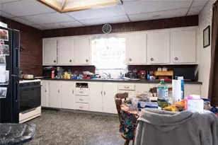 1325 Douglas Ave, Youngstown, OH 44502 - Photo 5