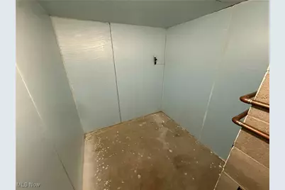 568 Lockport Avenue SW, New Philadelphia, OH 44663 - Photo 39