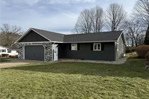 568 Lockport Ave SW, New Philadelphia, OH 44663 - Photo 5