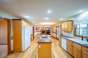 22 Westwood Dr, Parkersburg, WV 26101 - Photo 11