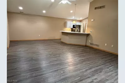 8815 Scotslanding Circle NW, Massillon, OH 44646 - Photo 5