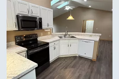 8815 Scotslanding Circle NW, Massillon, OH 44646 - Photo 11