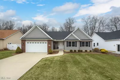 3654 Elizabeth Drive, Vermilion, OH 44089 - Photo 1