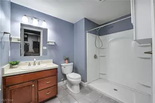 3654 Elizabeth Dr, Vermilion, OH 44089 - Photo 35