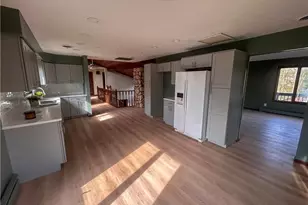 3013 Whispering Pines Dr, Canfield, OH 44406 - Photo 7