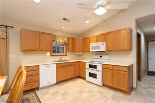 1105 Bogey Dr, Mansfield, OH 44903 - Photo 13