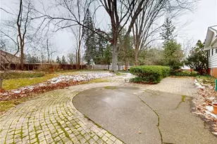 7453 Hollycroft Ln, Mentor, OH 44060 - Photo 45