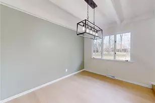 7453 Hollycroft Ln, Mentor, OH 44060 - Photo 13