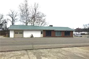 146 Glenn Hwy, Cambridge, OH 43725 - Photo 1