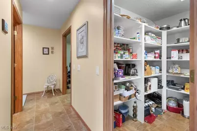 33025 Cobblestone Circle, North Ridgeville, OH 44039 - Photo 19