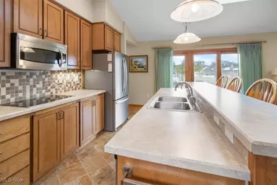 33025 Cobblestone Circle, North Ridgeville, OH 44039 - Photo 17