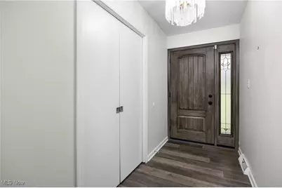 8751 Broadview Road, Grandview Heights, OH 44147 - Photo 9