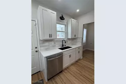 1381 E 110 Street, Loveland, OH 44106 - Photo 13