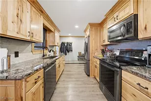 918 Bonsel Street NE, Navarre, OH 44662 - Photo 3