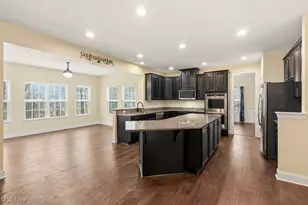 7969 Megan Meadow Dr, Hudson, OH 44236 - Photo 9