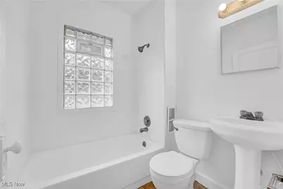 3345 Desota Avenue #2/UP, Cleveland Heights, OH 44118 - Photo 19