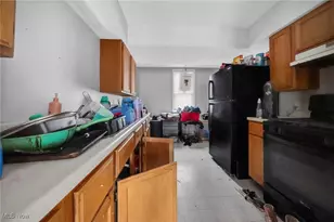 1523 Winchester Ave, Oakwood, OH 44107 - Photo 7