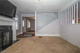 329 S Chestnut St, Barnesville, OH 43713 - Photo 9