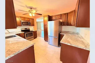 3525 Lakeview Boulevard, Stow, OH 44224 - Photo 9