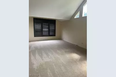 6235 Beverly Avenue NE, Canton, OH 44721 - Photo 9