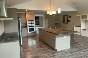 6235 Beverly Ave NE, Canton, OH 44721 - Photo 5