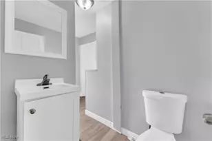 11702 Brookfield Ave, Loveland, OH 44135 - Photo 13