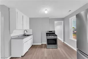 11702 Brookfield Ave, Loveland, OH 44135 - Photo 7