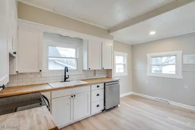 1610 23rd Street NE, Canton, OH 44714 - Photo 9