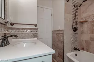 30116 Barjode Rd, Willowick, OH 44095 - Photo 7