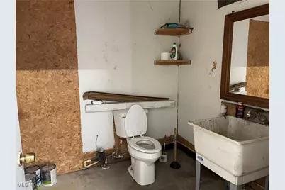 1205 Woodlawn Avenue, Cambridge, OH 43725 - Photo 5