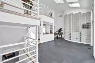 8709 Deer Creek Dr, Grandview Heights, OH 44147 - Photo 19