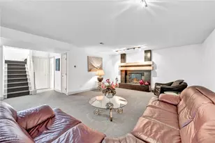 8709 Deer Creek Dr, Grandview Heights, OH 44147 - Photo 33