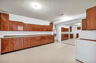 8709 Deer Creek Dr, Grandview Heights, OH 44147 - Photo 39