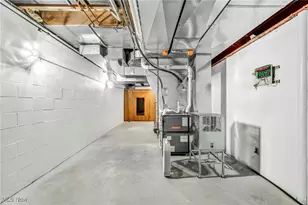 8709 Deer Creek Dr, Grandview Heights, OH 44147 - Photo 41