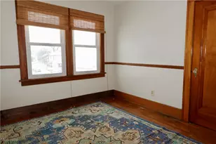 2066 E 30th St, Lorain, OH 44055 - Photo 25