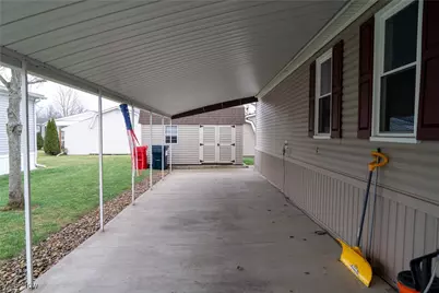 337 Pin Oak Circle, Elyria, OH 44035 - Photo 5