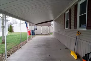 337 Pin Oak Cir, Elyria, OH 44035 - Photo 5