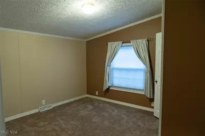 337 Pin Oak Circle, Elyria, OH 44035 - Photo 19