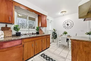 2486 Montgomery Ave NW, Warren, OH 44485 - Photo 9