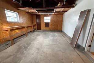 102 Rhoda Ave, Youngstown, OH 44509 - Photo 25