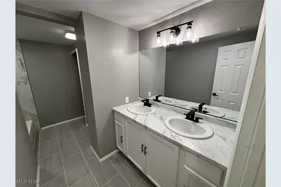 11824 Geraldine Avenue, Loveland, OH 44111 - Photo 9