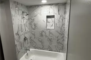 11824 Geraldine Ave, Loveland, OH 44111 - Photo 29