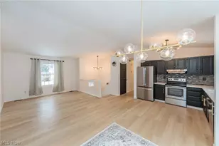 1725 Olalla Ave, Akron, OH 44305 - Photo 7