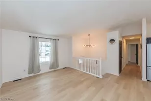 1725 Olalla Ave, Akron, OH 44305 - Photo 3