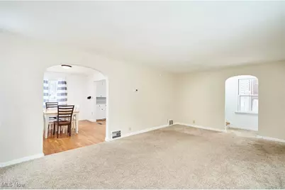 237 Orchard Hill Drive SW, North Canton, OH 44720 - Photo 3