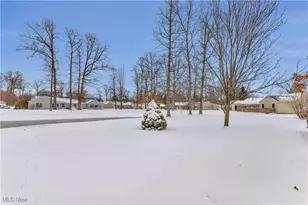 1867 Sandalwood Dr, Avon, OH 44011 - Photo 31