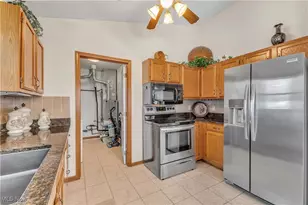 1867 Sandalwood Dr, Avon, OH 44011 - Photo 11